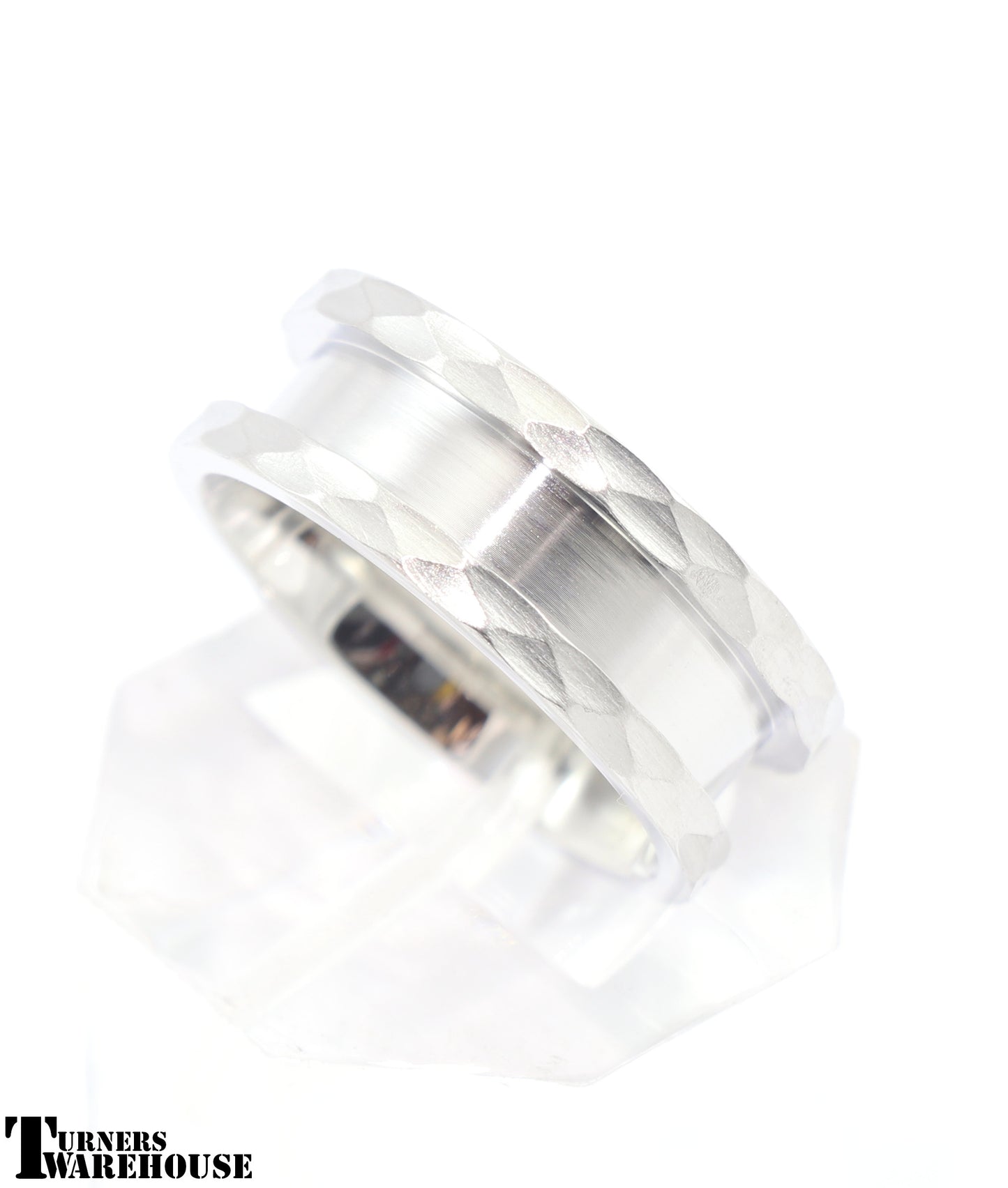 Hammered Edge Ring Core Surgical Steel