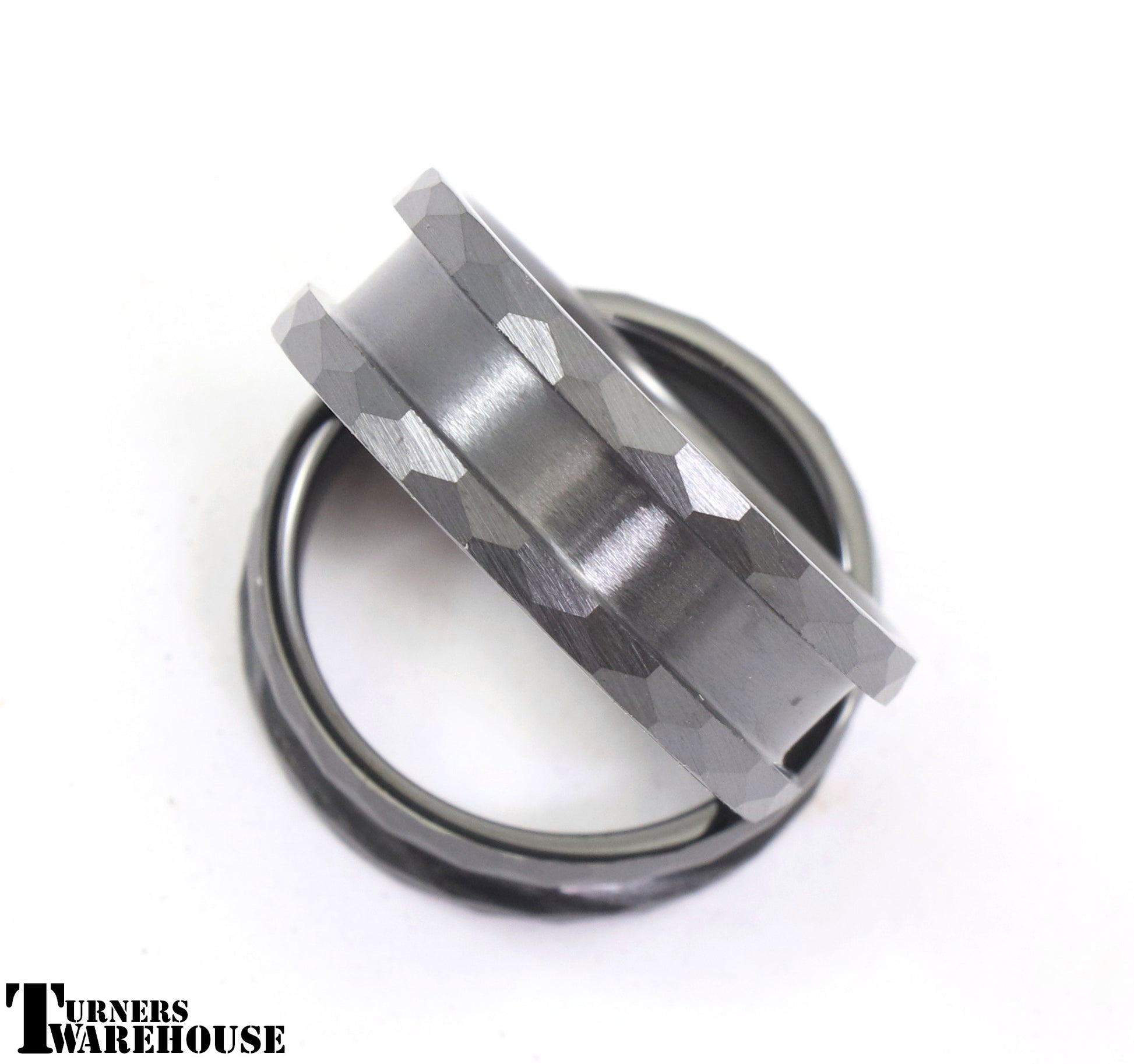 Hammered Edge Ring Core Ceramic 8mm 